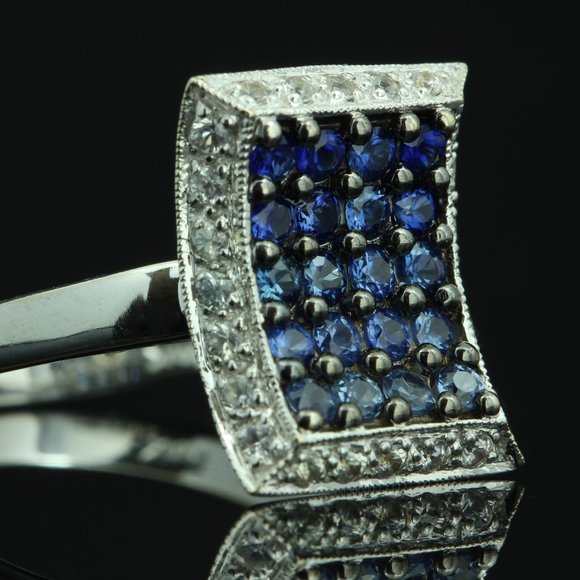 Levian Ombre shades of Blue Sapphire Ring / 14K gold